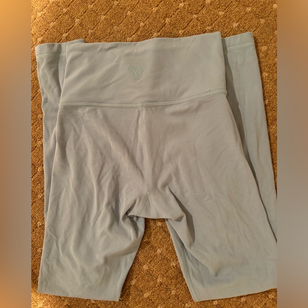 Aritizia BUTTER New Cheeky Hi-Rise Legging- regular length